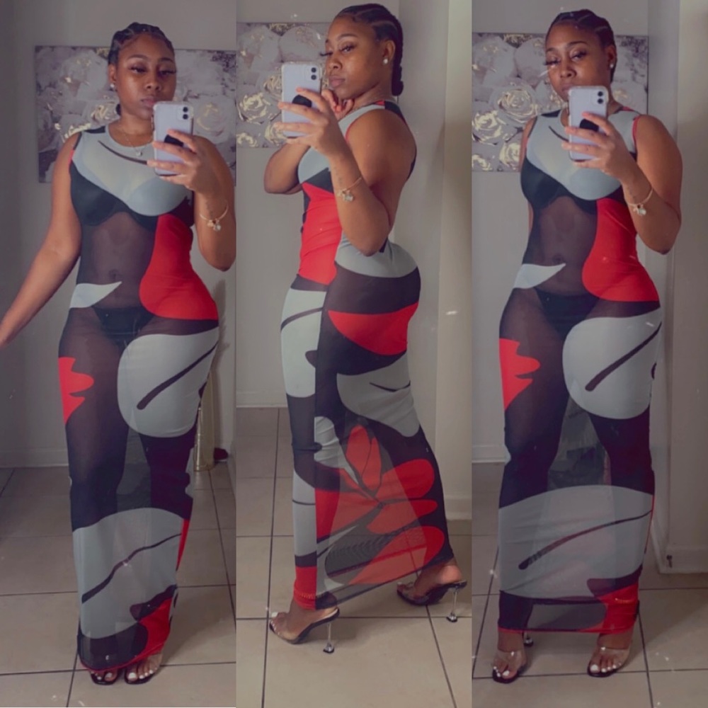 Model is wearing a size small.